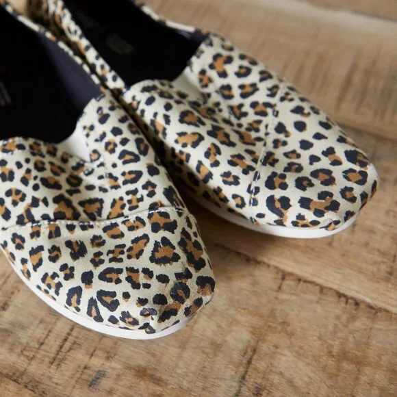 Toms Alpargata Slip-On Shoes | Brown Leopard Print {Size 10} NWOT - Picture 5 of 7